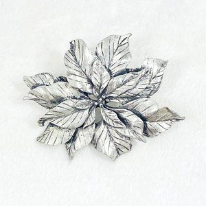 Seagull Pewter Poinsettia Brooch/Pin - Signed